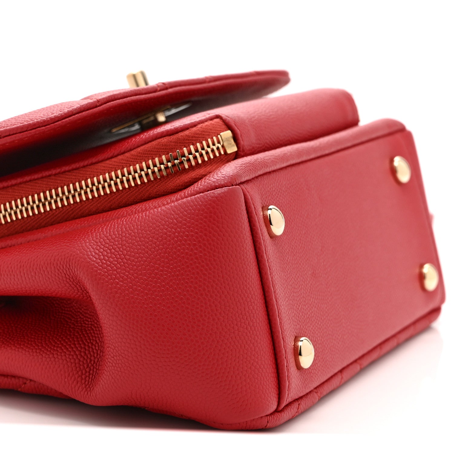 Caviar Quilted Small Business Affinity Flap Red