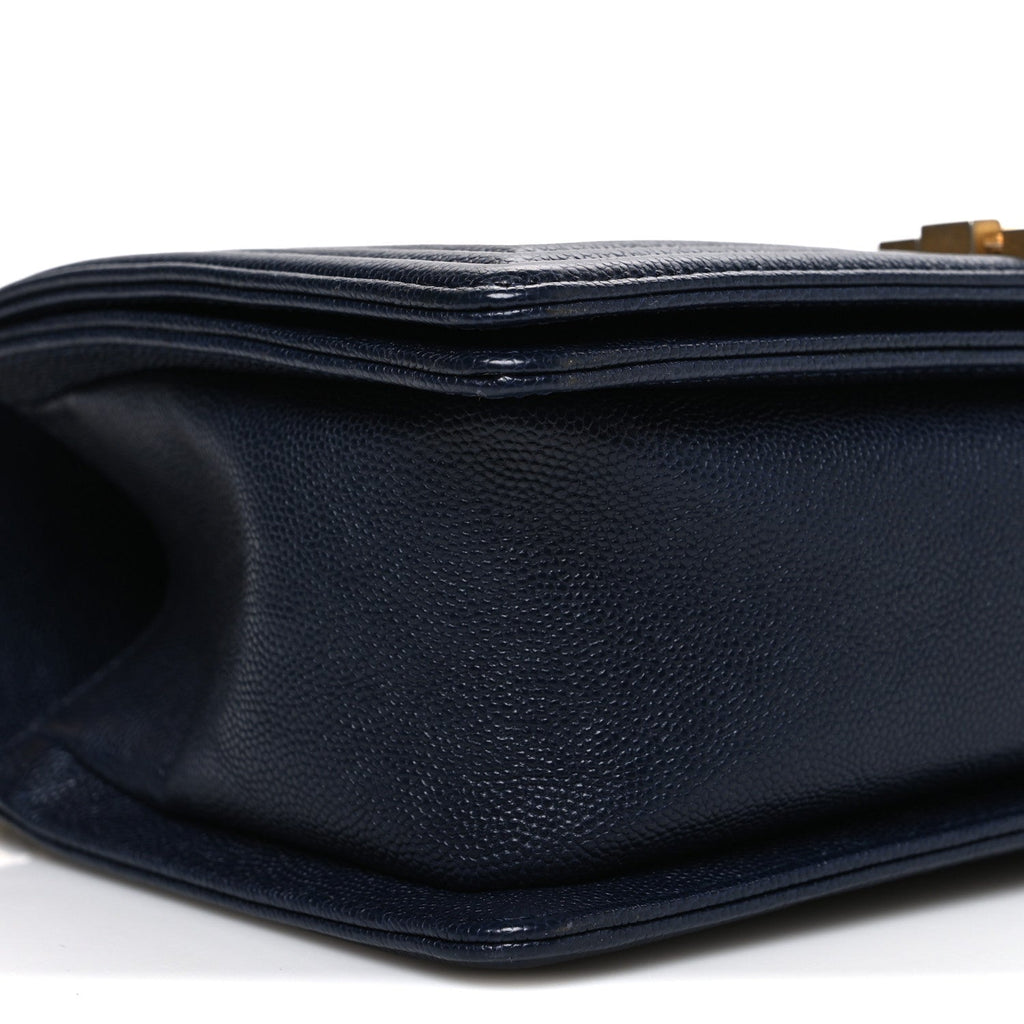Caviar Quilted Medium Boy Flap Navy