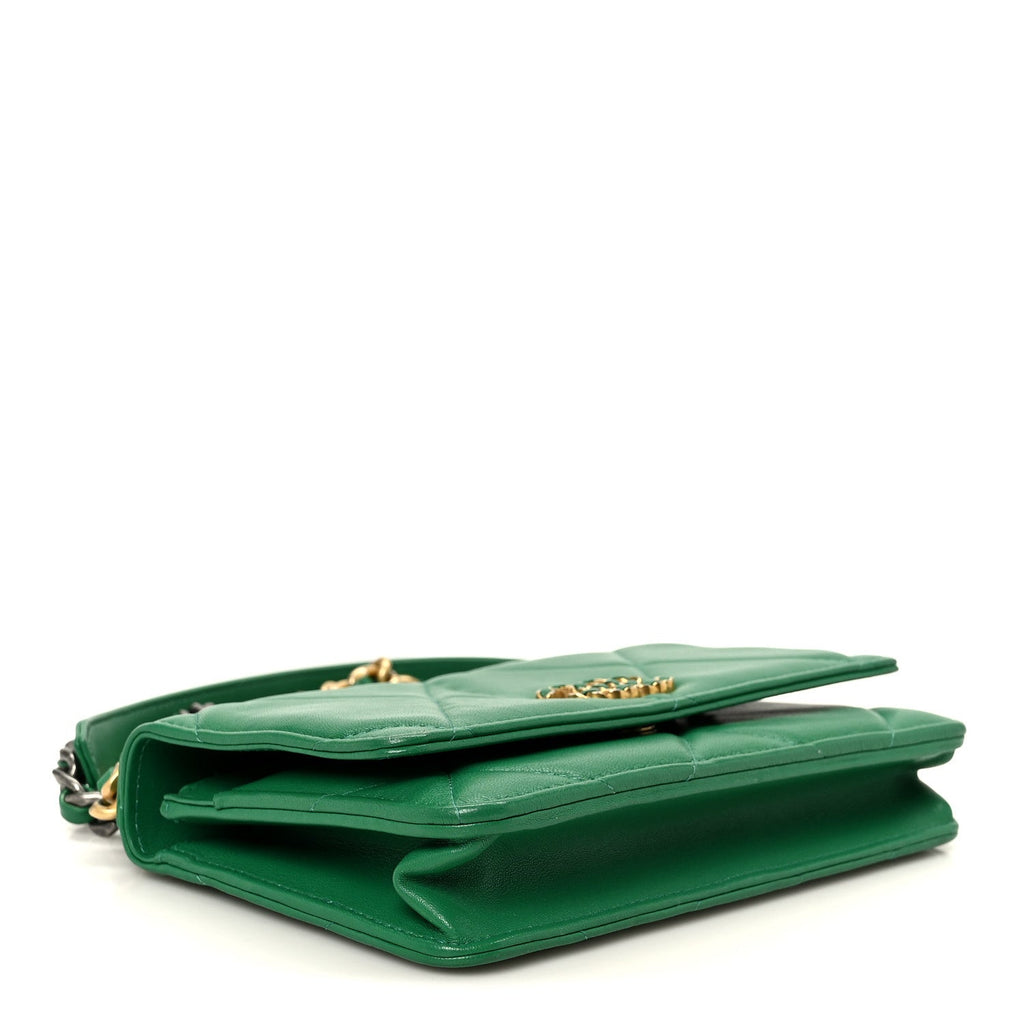 Lambskin Quilted Chanel 19 Wallet On Chain WOC Green