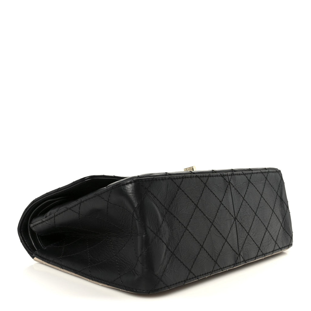 Aged Calfskin Quilted 2.55 Reissue 226 Flap Beige Black