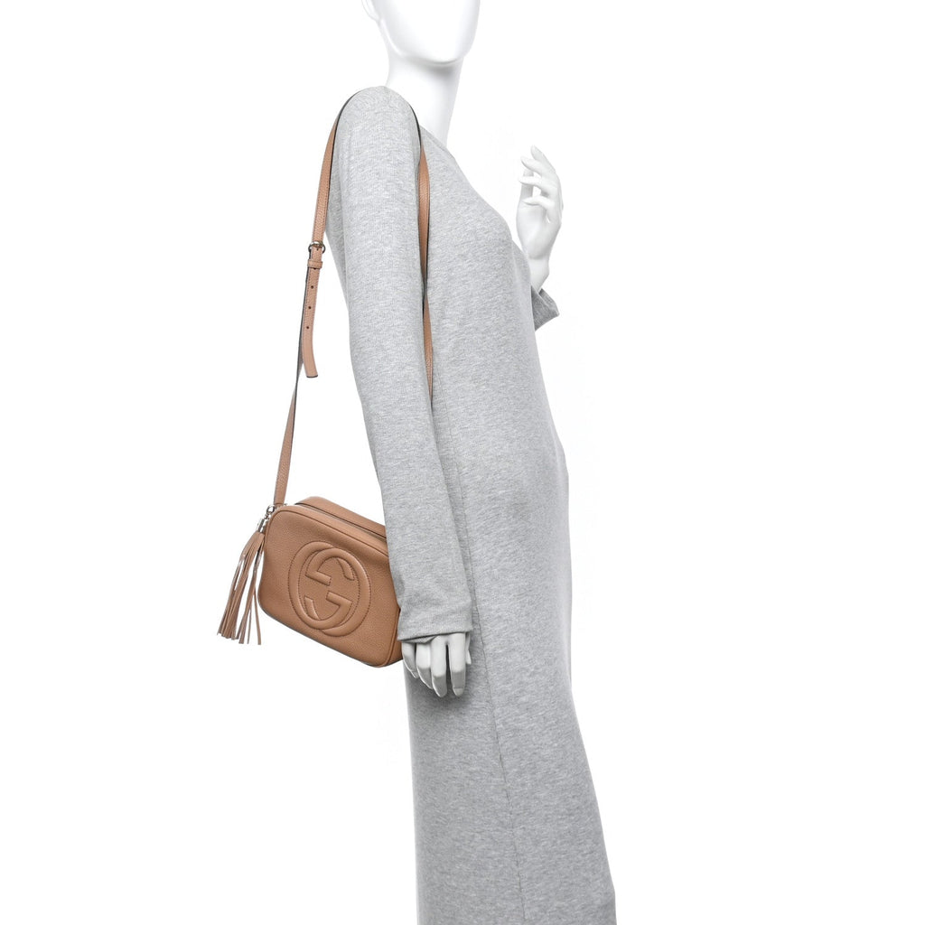 Pebbled Calfskin Small Soho Disco Bag Camelia