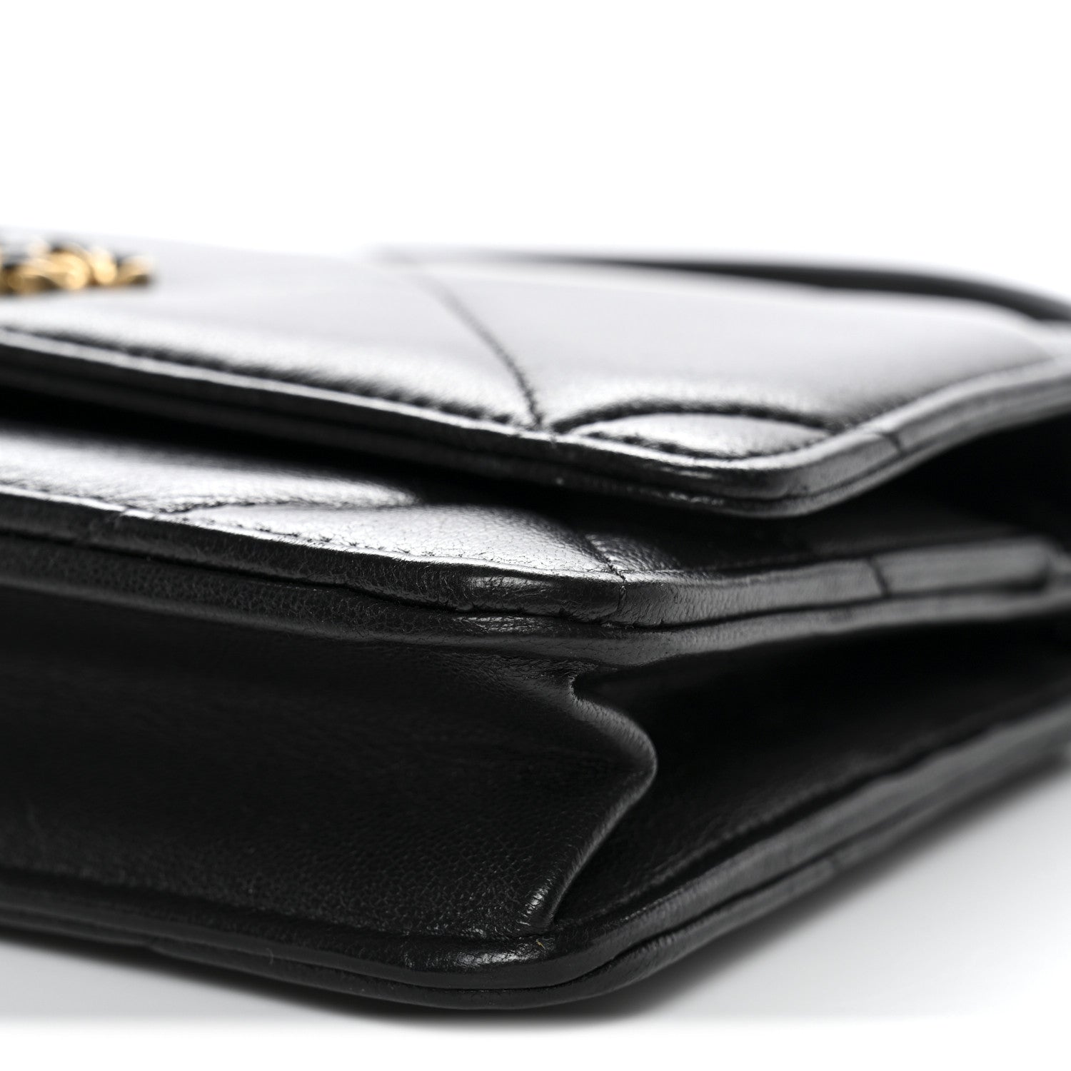 Lambskin Quilted Chanel 19 Wallet On Chain WOC Black