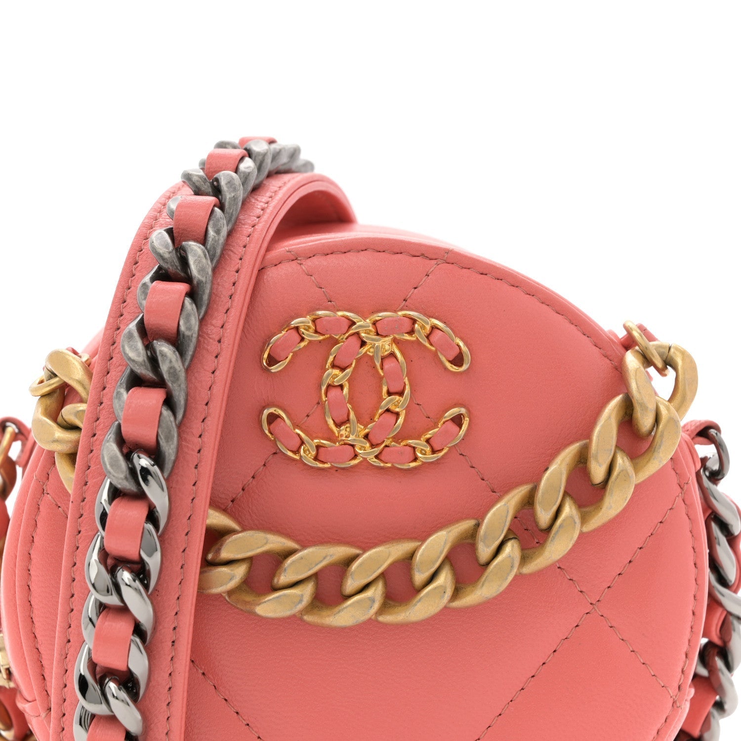 Lambskin Quilted Chanel 19 Round Clutch With Chain Pink