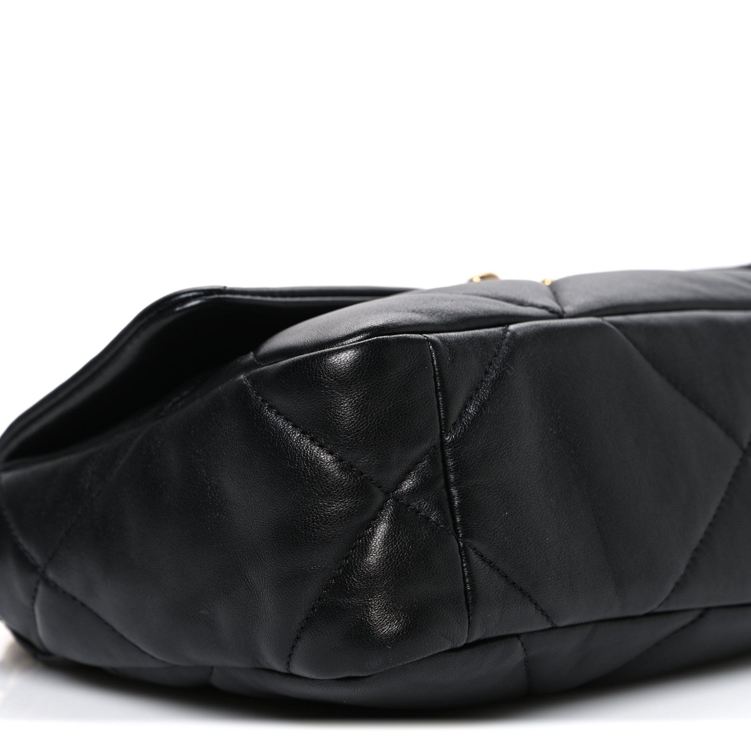 Lambskin Quilted Medium Chanel 19 Flap Black