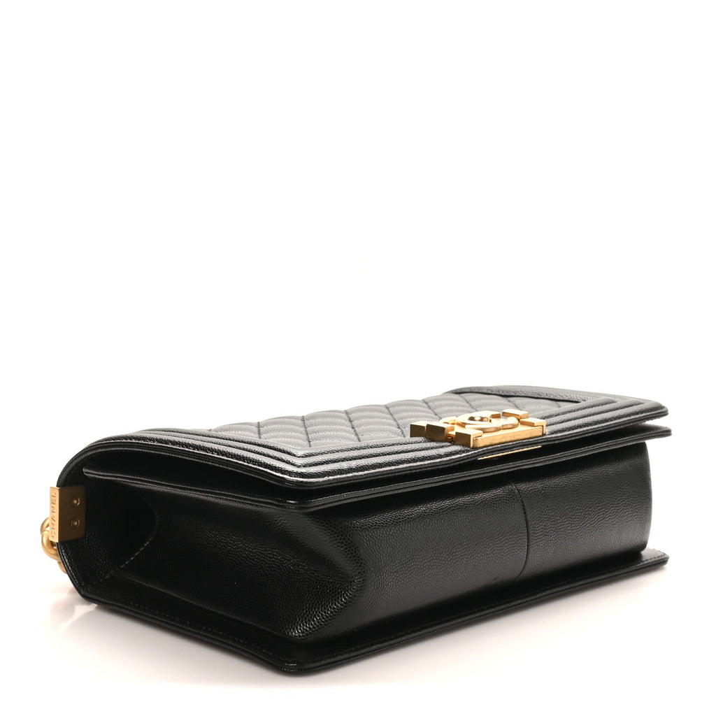 Caviar Quilted Medium Boy Flap Black