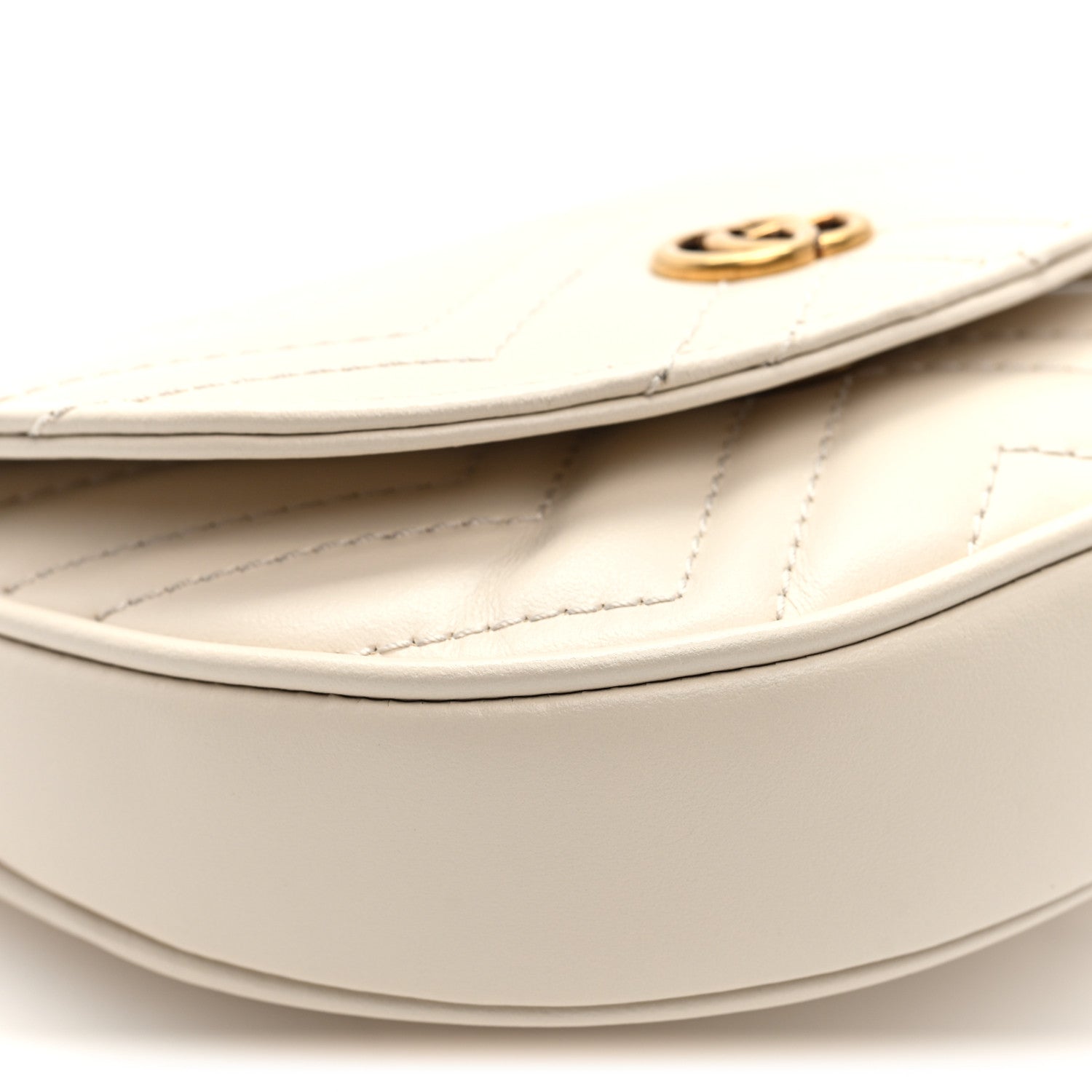 Calfskin Matelasse Mini GG Marmont Chain Belt Bag Mystic White