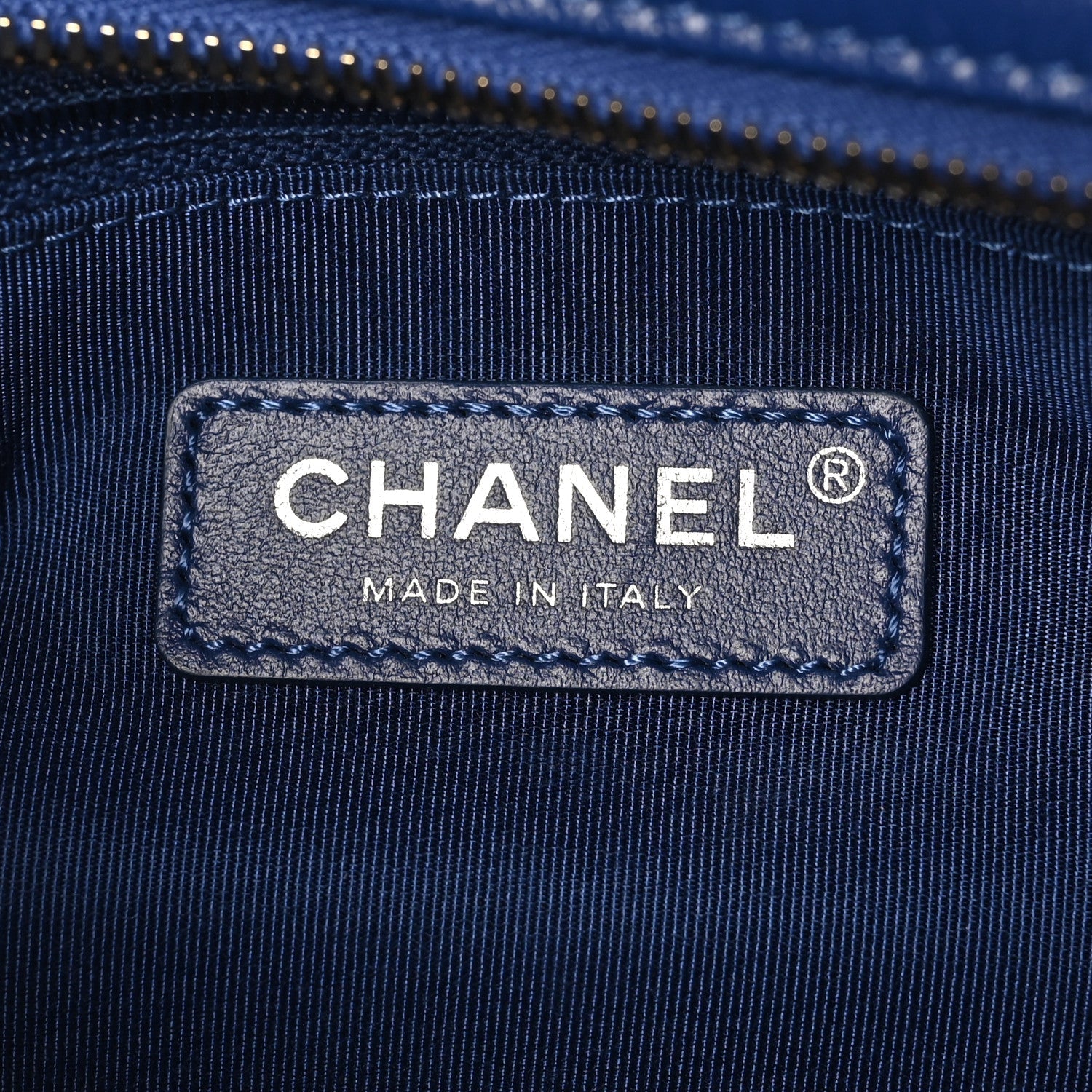 Aged Calfskin Quilted Medium Gabrielle Logo Hobo Blue