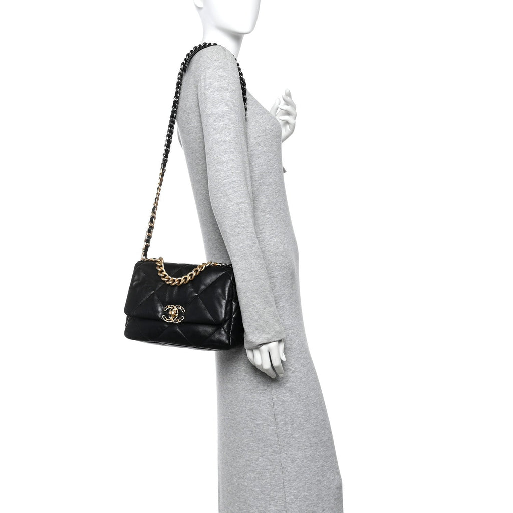 Lambskin Quilted Medium Chanel 19 Flap Black