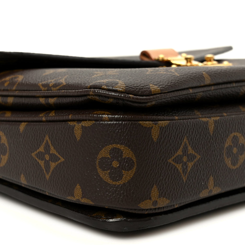 Monogram Pochette Metis