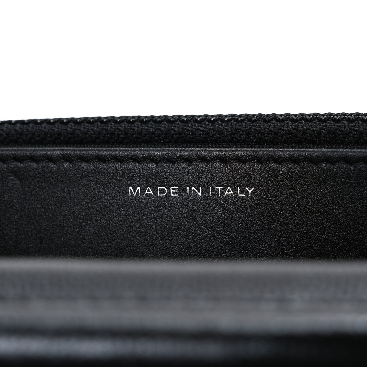 Iridescent Caviar Quilted Wallet on Chain WOC Black