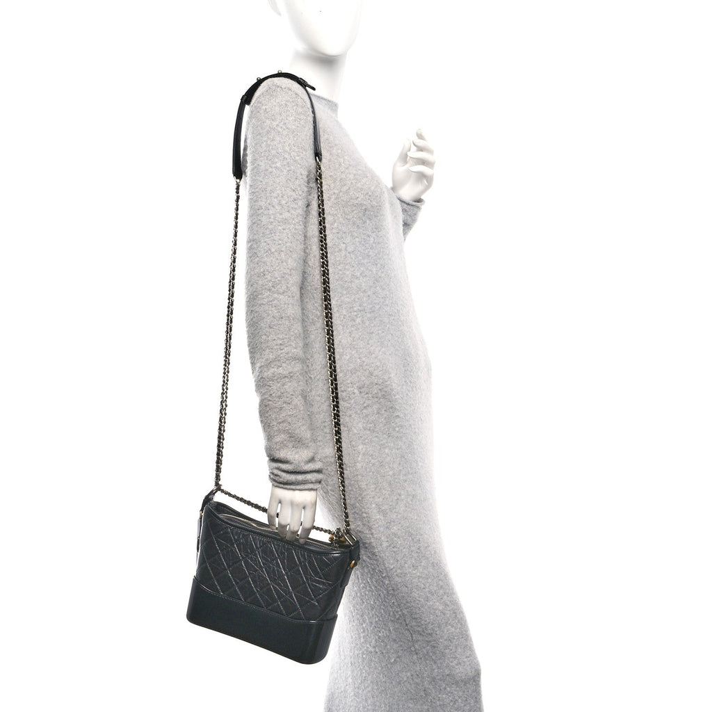 Aged Calfskin Quilted New Medium Gabrielle Hobo Black