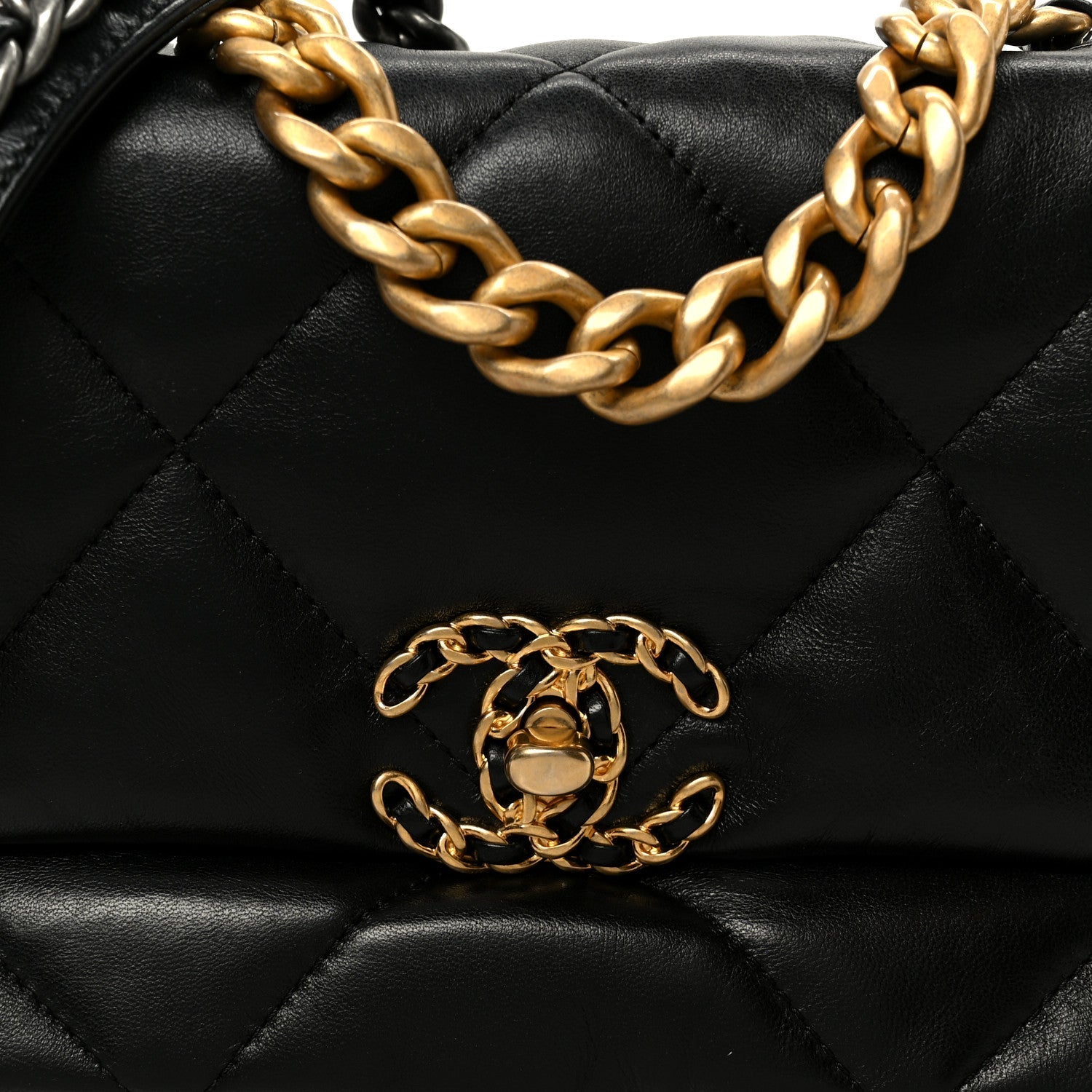 Lambskin Quilted Medium Chanel 19 Flap Black