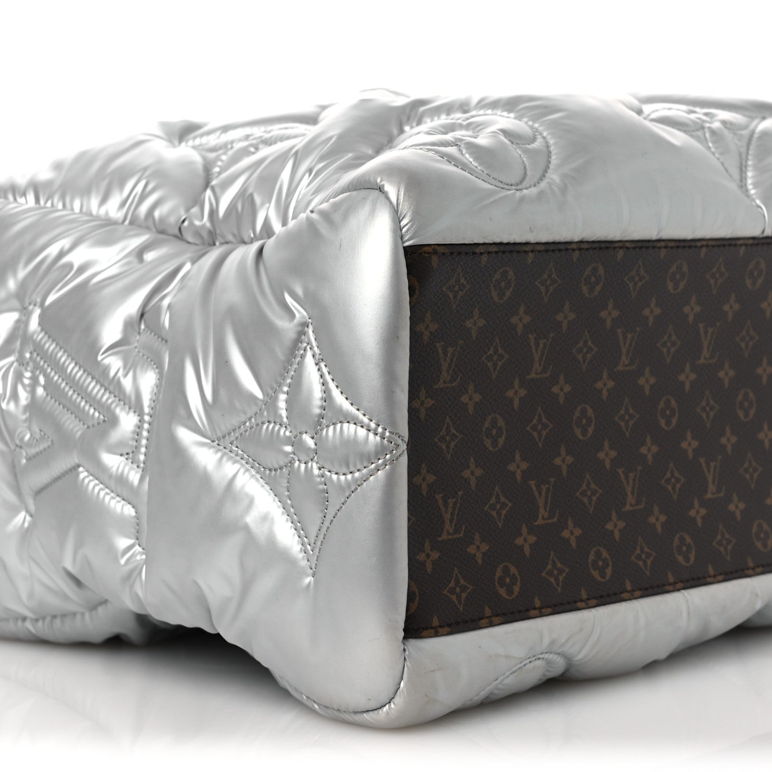 Econyl Monogram Pillow Giant Onthego GM Silver