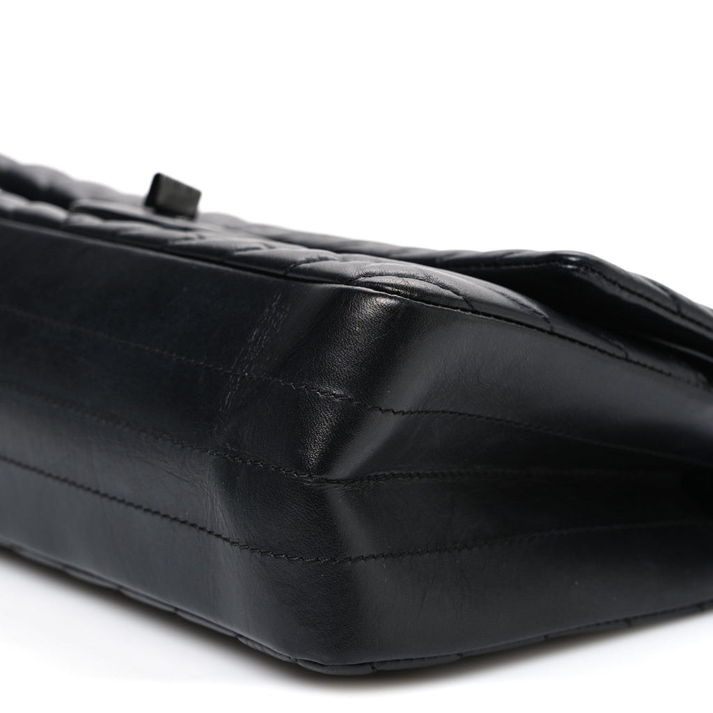Aged Calfskin Chevron Quilted 2.55 Reissue 225 Flap So Black