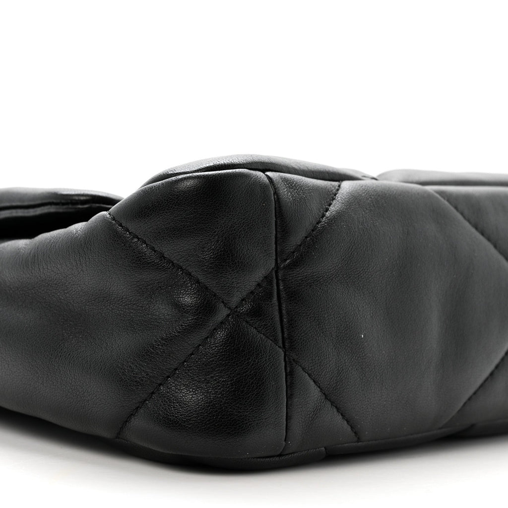 Lambskin Quilted Medium Chanel 19 Flap Black