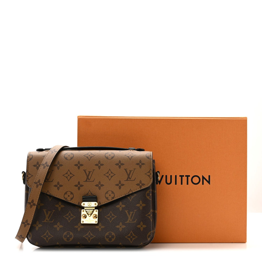 Reverse Monogram Pochette Metis