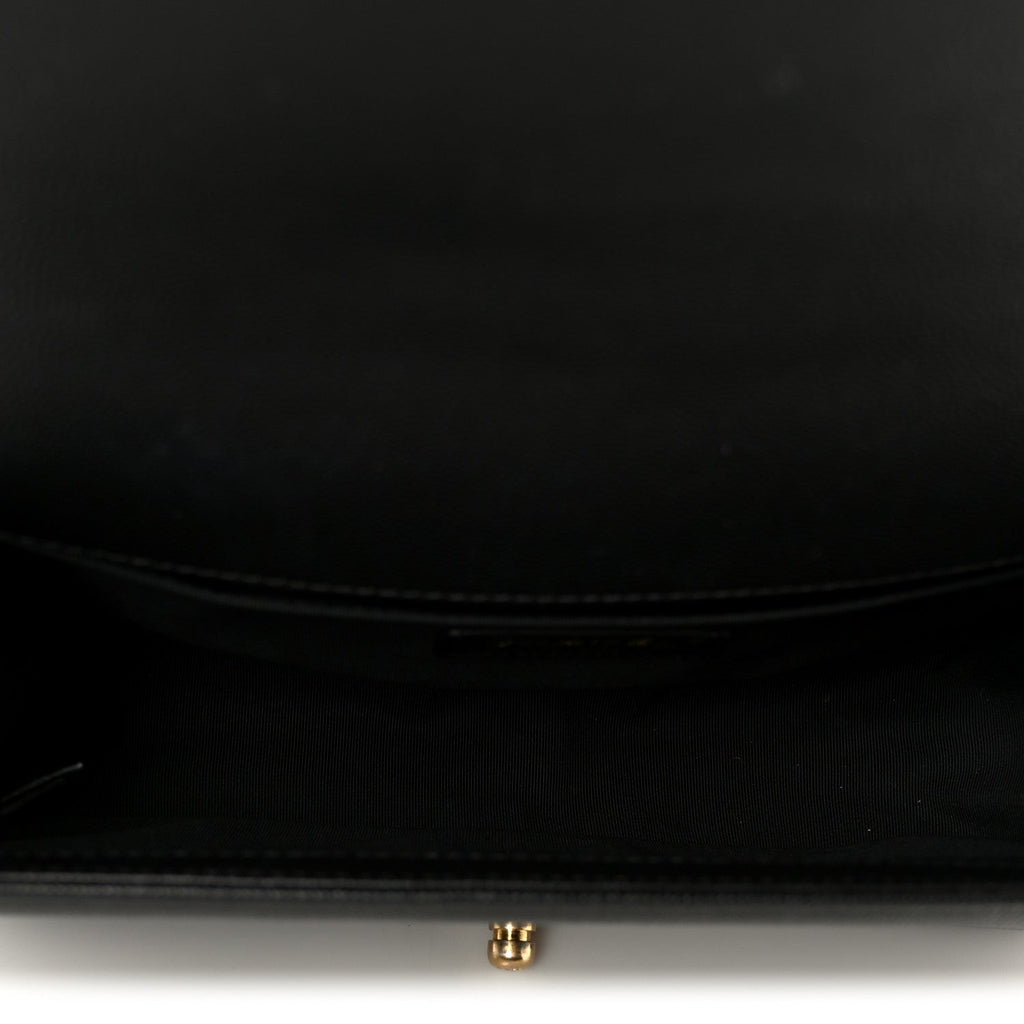 Caviar Quilted Medium Boy Flap Black