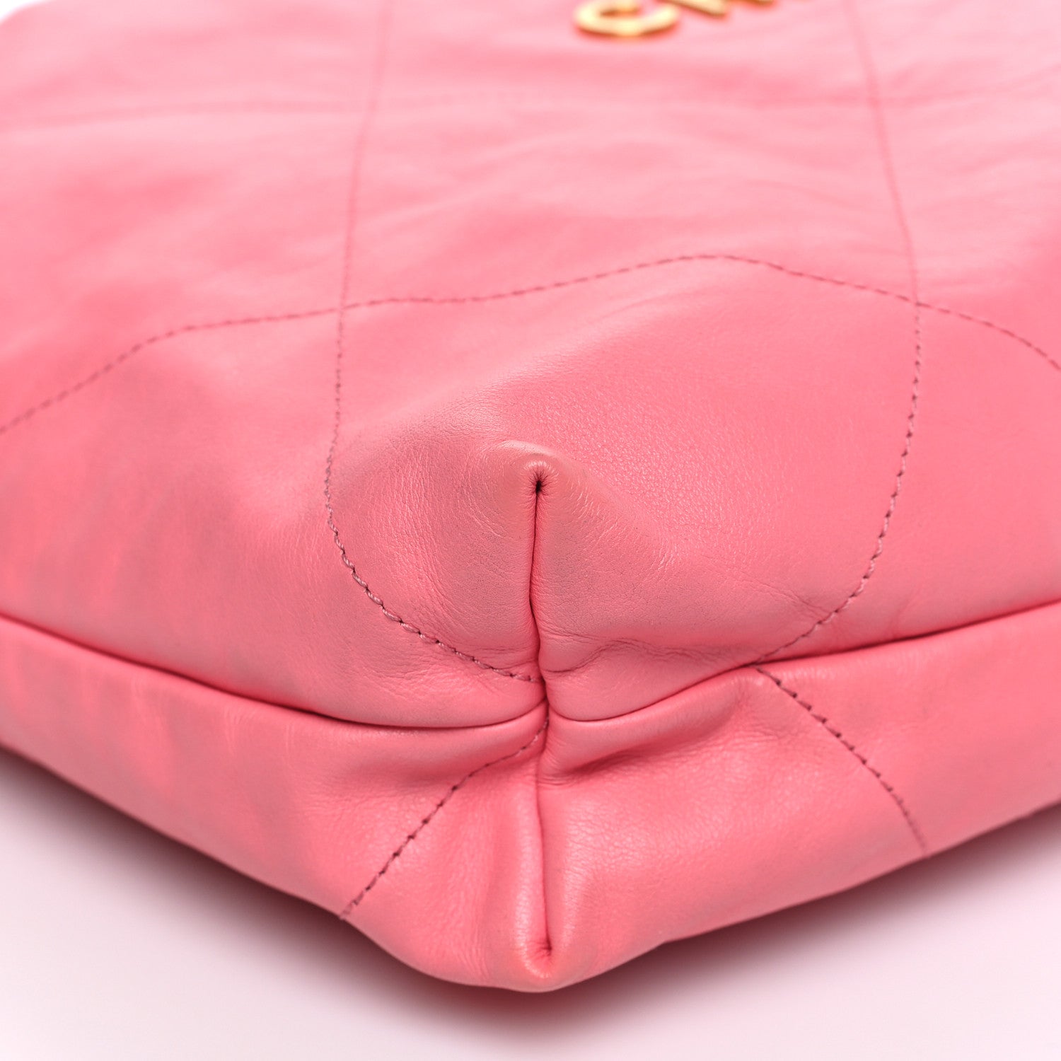 Shiny Calfskin Quilted Chanel 22 Drawstring Bag Coral Pink