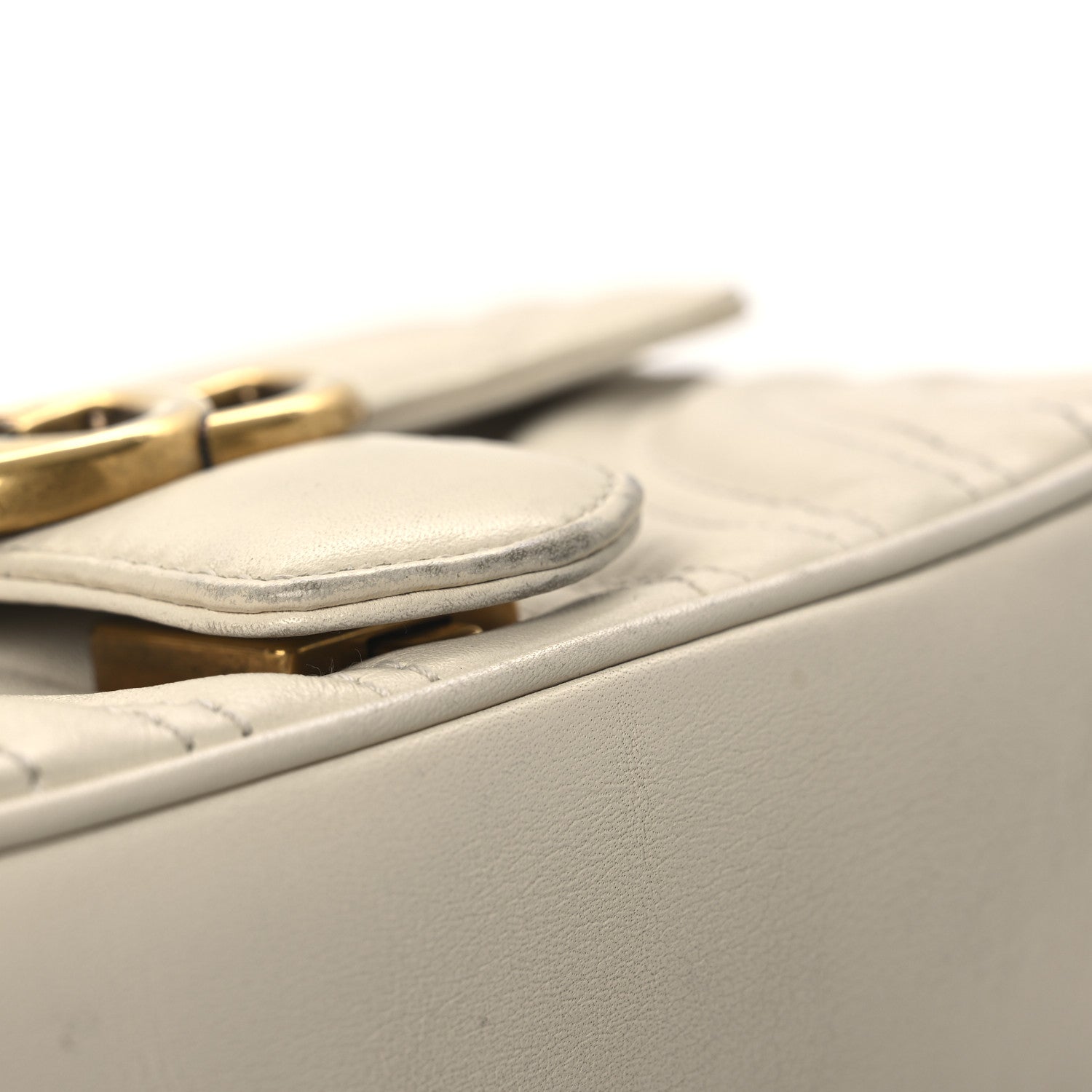 Calfskin Matelasse Mini GG Marmont Shoulder Bag White