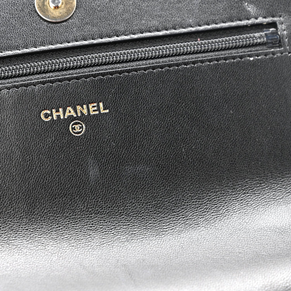 Lambskin Quilted Chanel 19 Wallet On Chain WOC Black