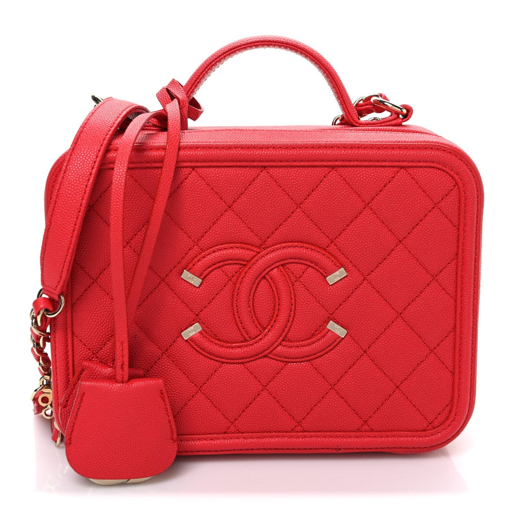 Caviar Quilted Medium CC Filigree Vanity Case Red