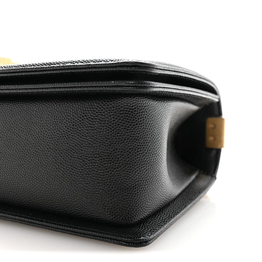 Caviar Quilted Medium Boy Flap Black
