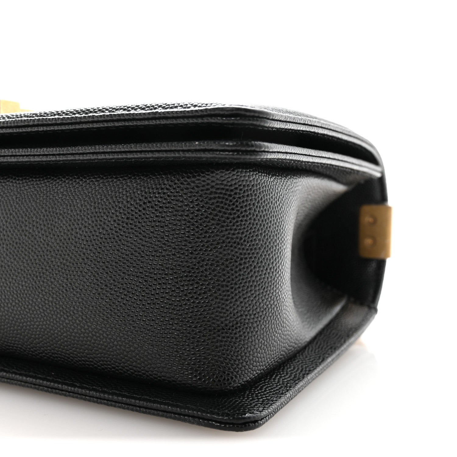 Caviar Quilted Medium Boy Flap Black