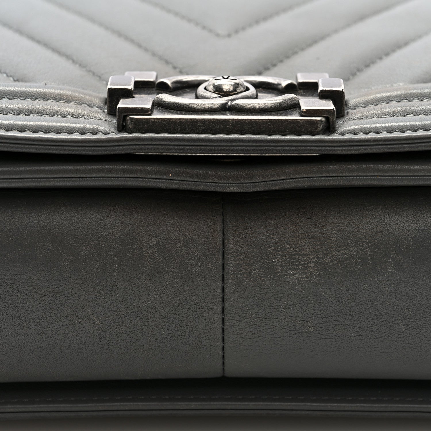 Lambskin Chevron Quilted Medium Boy Flap Grey