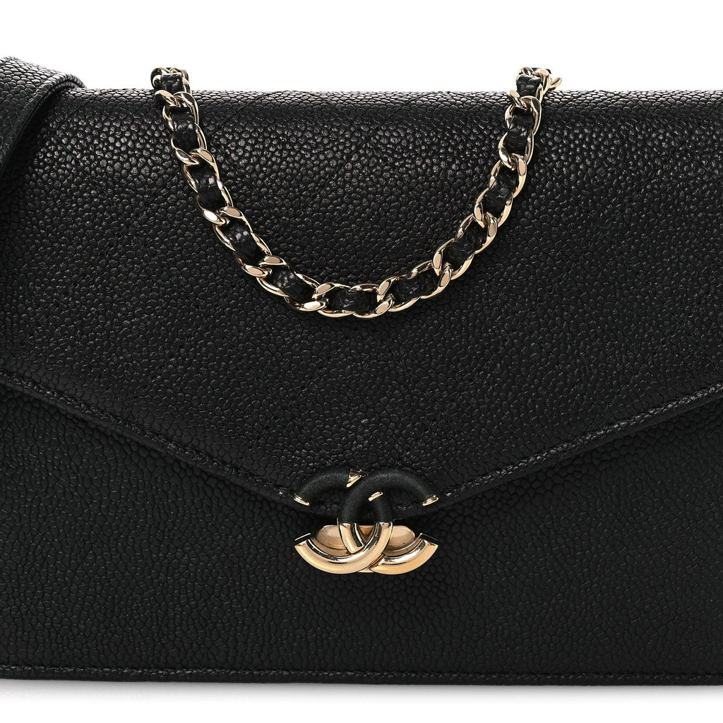 Grained Calfskin Quilted Cuba Wallet On Chain WOC Black