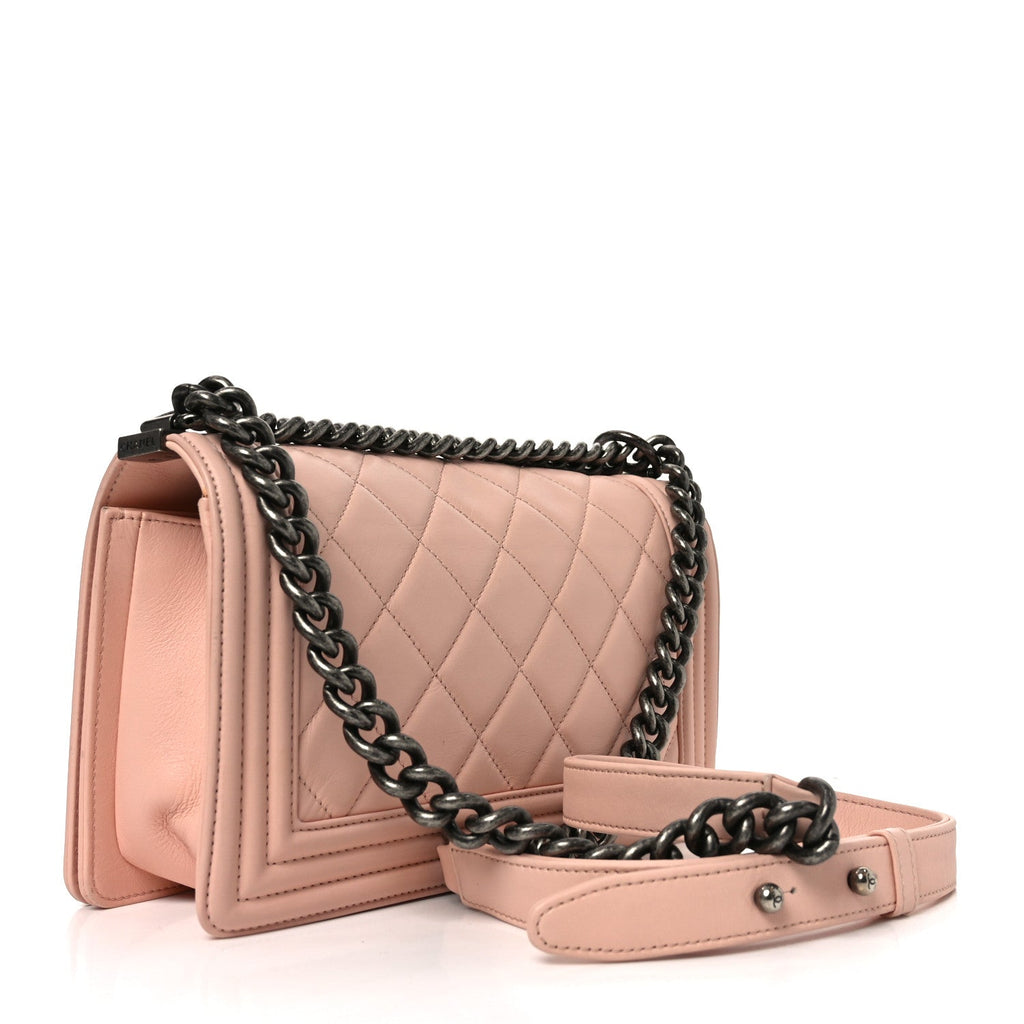 Lambskin Quilted Medium Boy Flap Light Pink