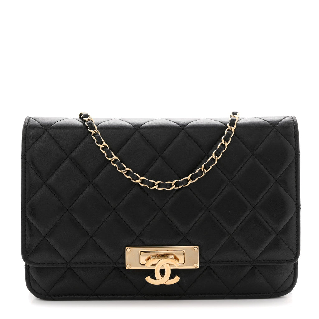 Lambskin Quilted Golden Class Wallet on Chain WOC Black