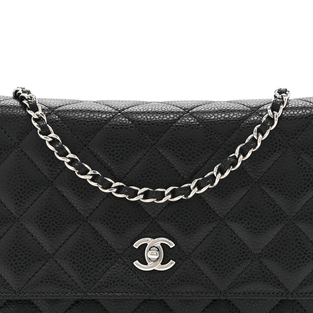 Caviar Quilted CC Turnlock Wallet On Chain WOC Black