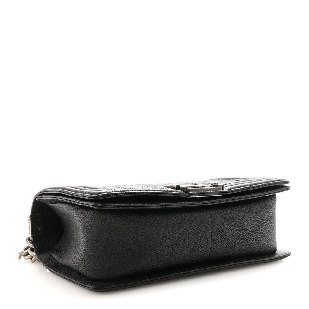 Caviar Quilted Medium Boy Flap Black