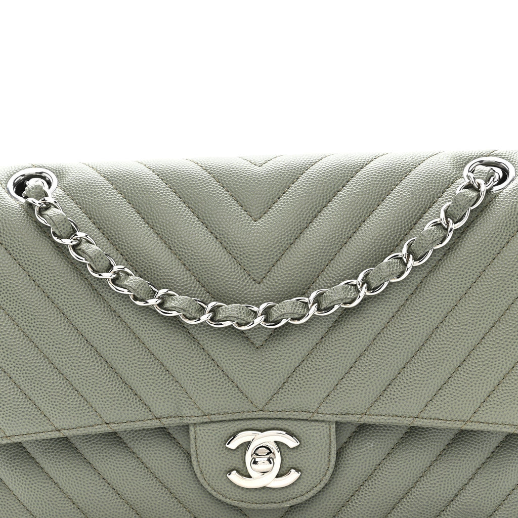 Caviar Chevron Quilted Medium Double Flap  Green