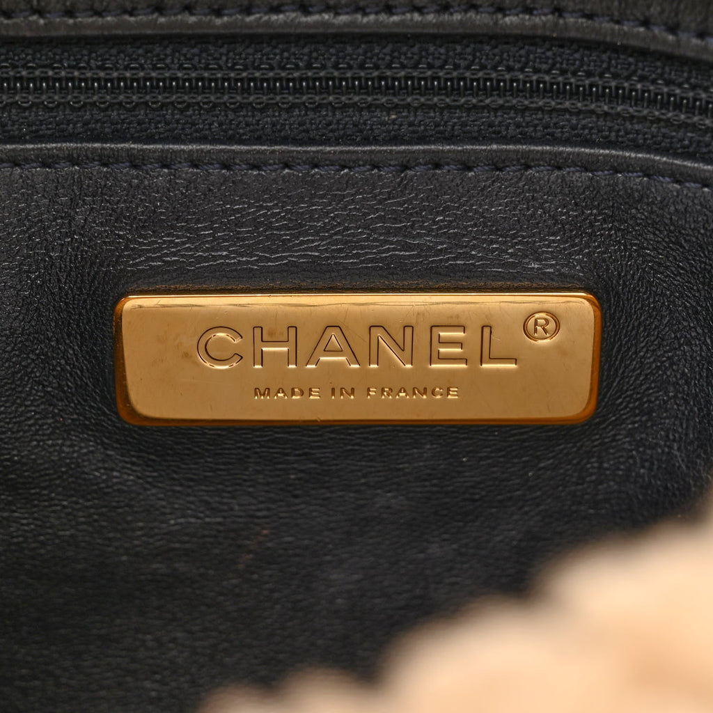 Crumpled Calfskin Shearling Sheepskin Quilted Medium Chanel 19 Flap Navy