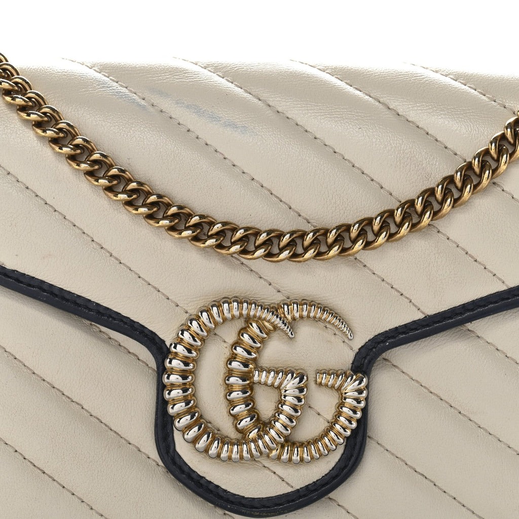 Vintage Effect Calfskin Matelasse Diagonal Torchon GG Marmont Chain Wallet Mystic White Blue Agata