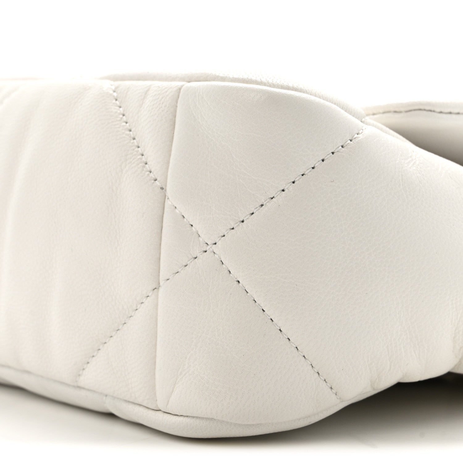 Goatskin Quilted Medium Chanel 19 Flap White