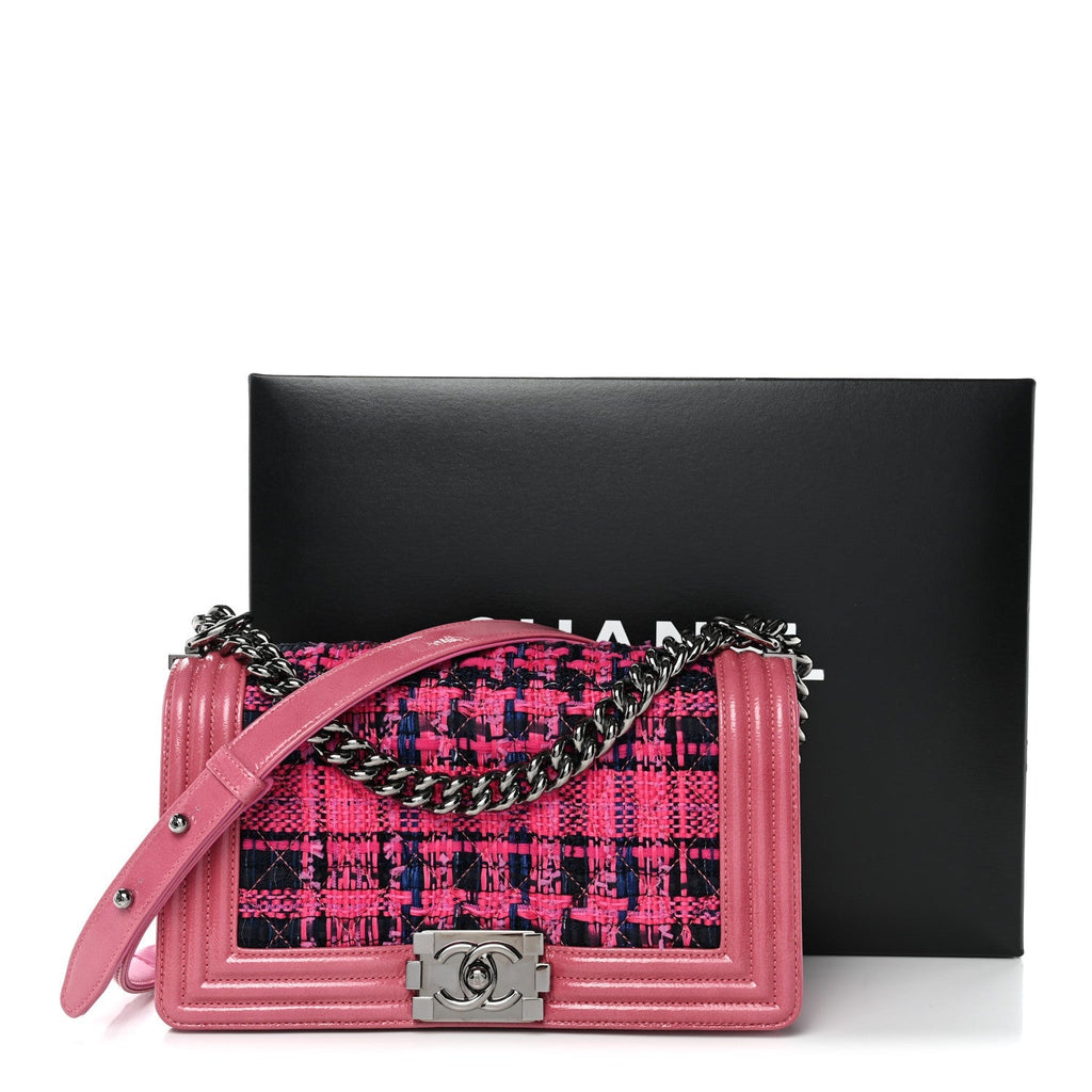 Patent Tweed Medium Boy Flap Fuchsia