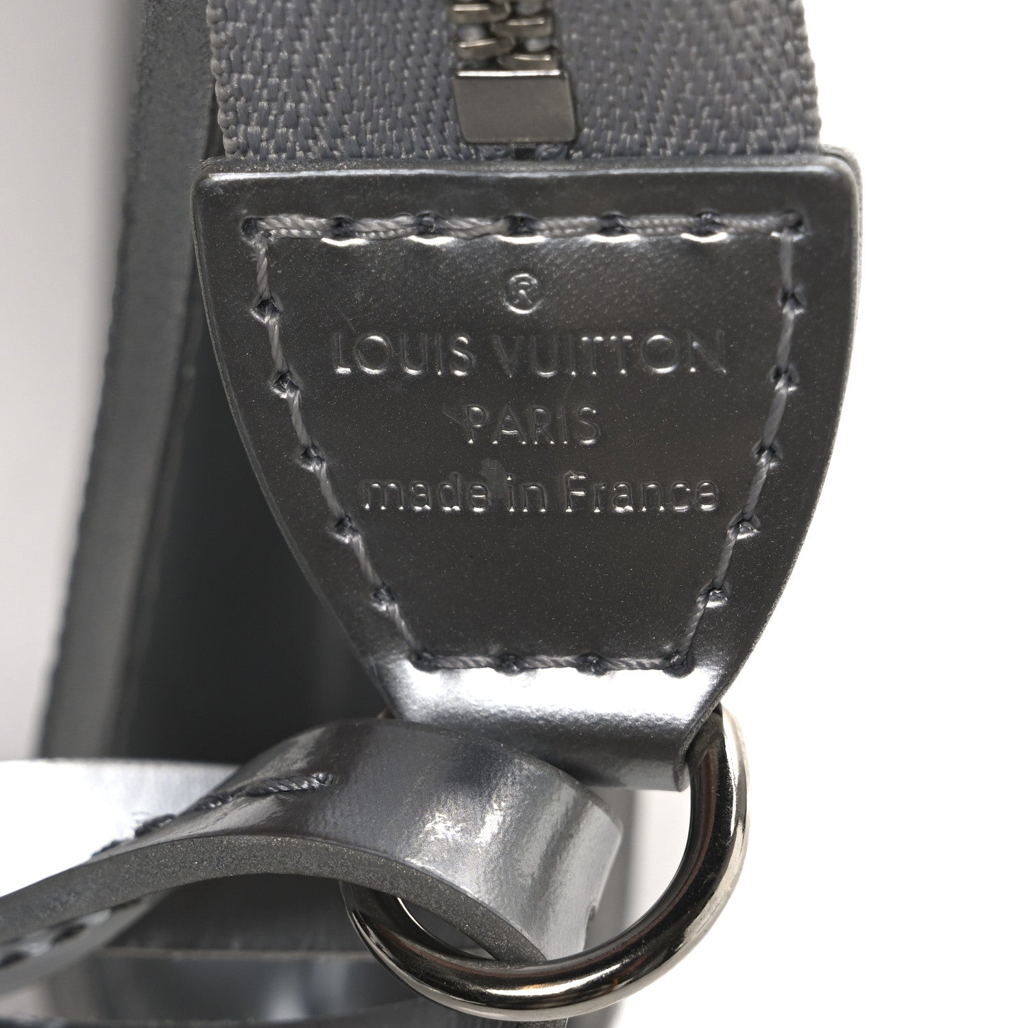 Epi Pochette Accessories Metallic Silver