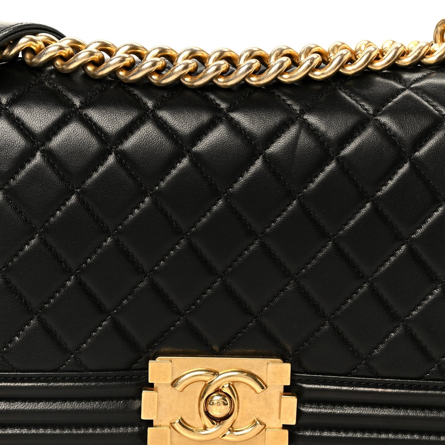 Lambskin Quilted Medium Boy Flap Black