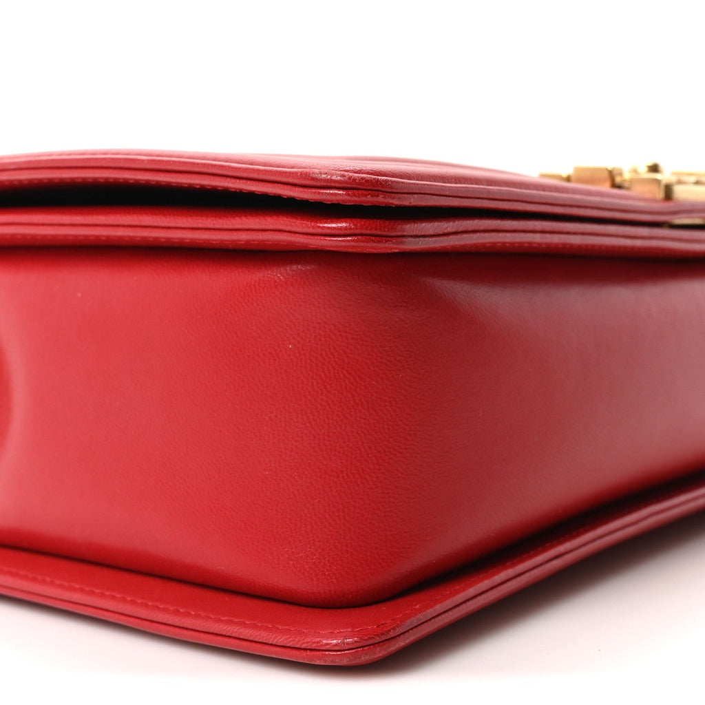 Lambskin Quilted New Medium Boy Flap Red