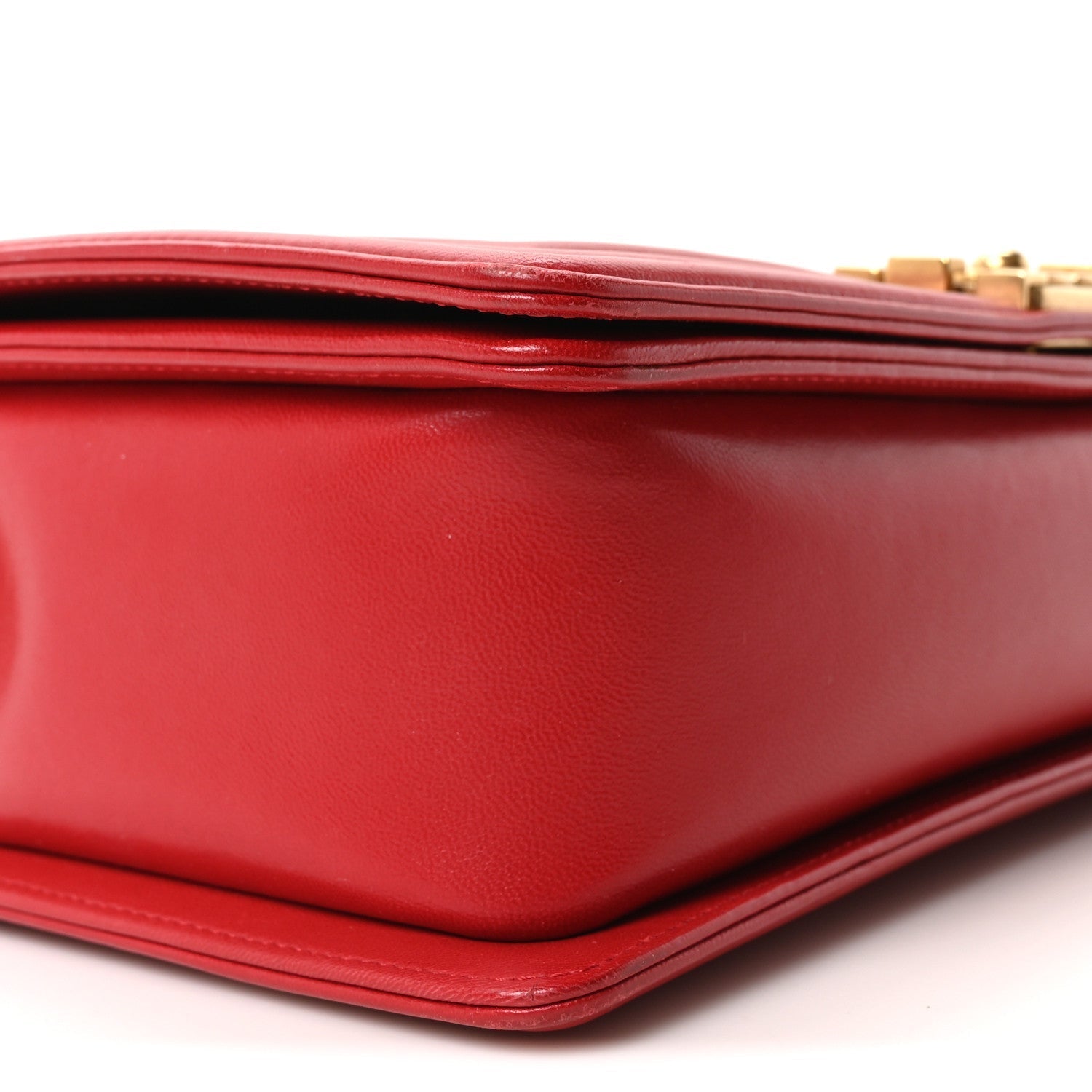 Lambskin Quilted New Medium Boy Flap Red