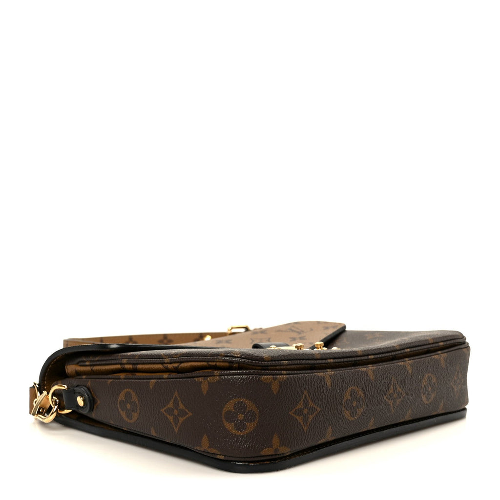 Reverse Monogram Pochette Metis