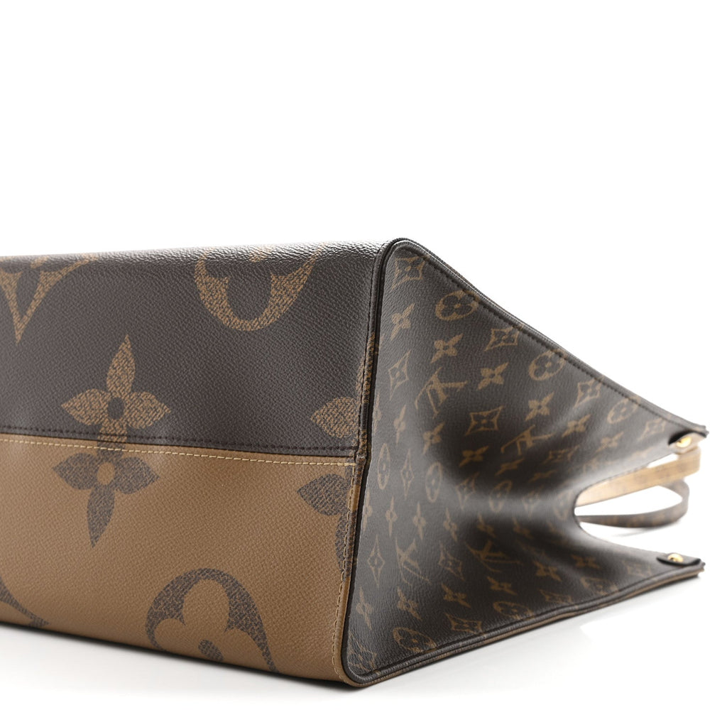 Reverse Monogram Giant Onthego GM