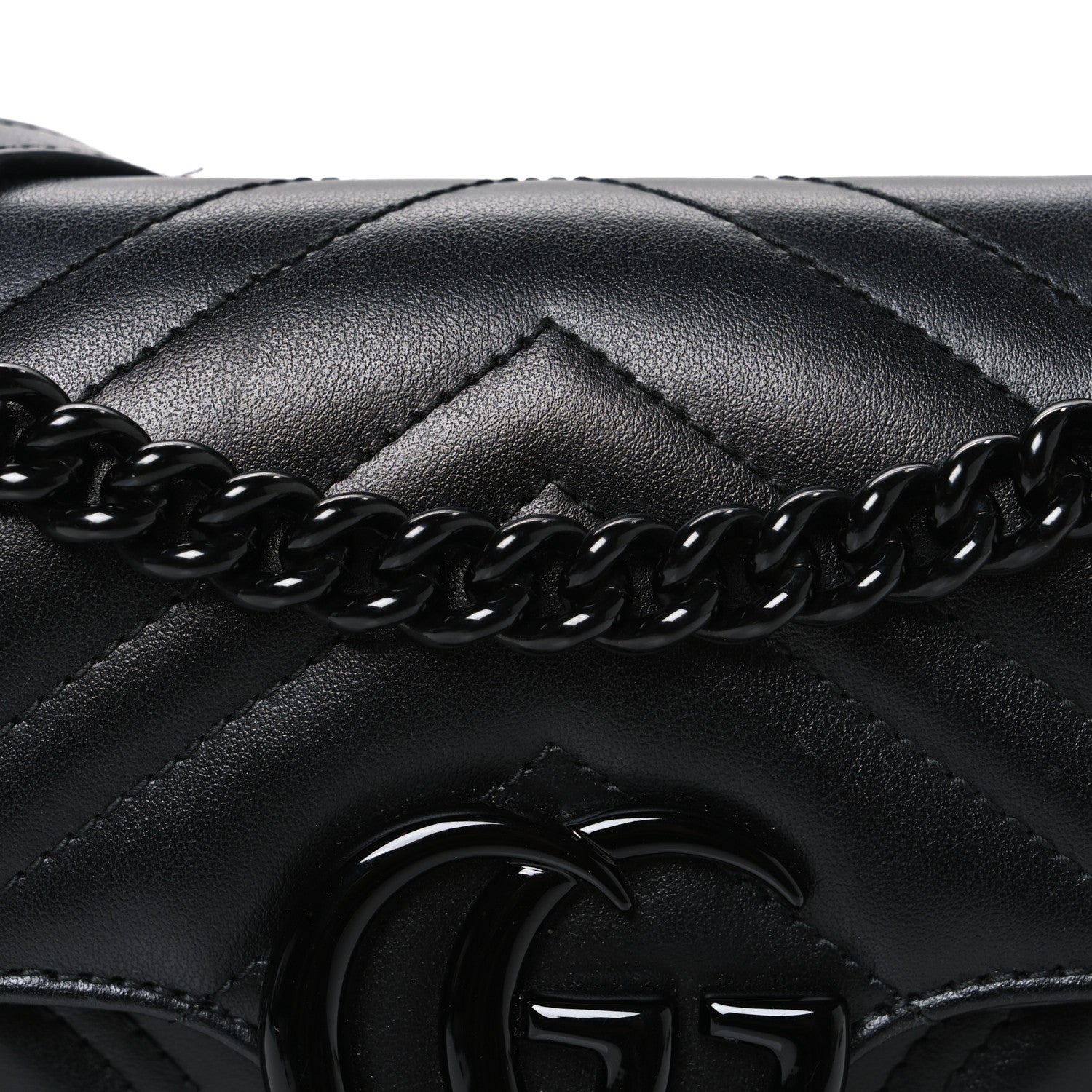 Calfskin Matelasse Monochrome Mini GG Marmont Shoulder Bag Black