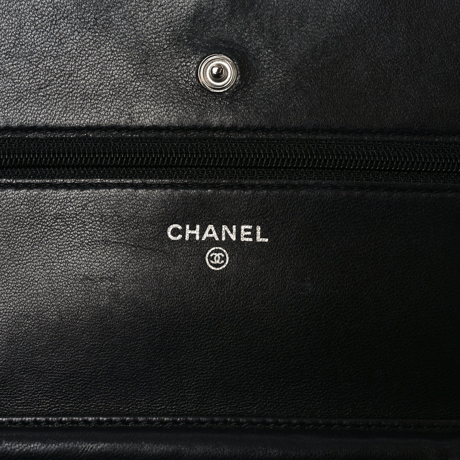 Lambskin Quilted Wallet On Chain WOC Black
