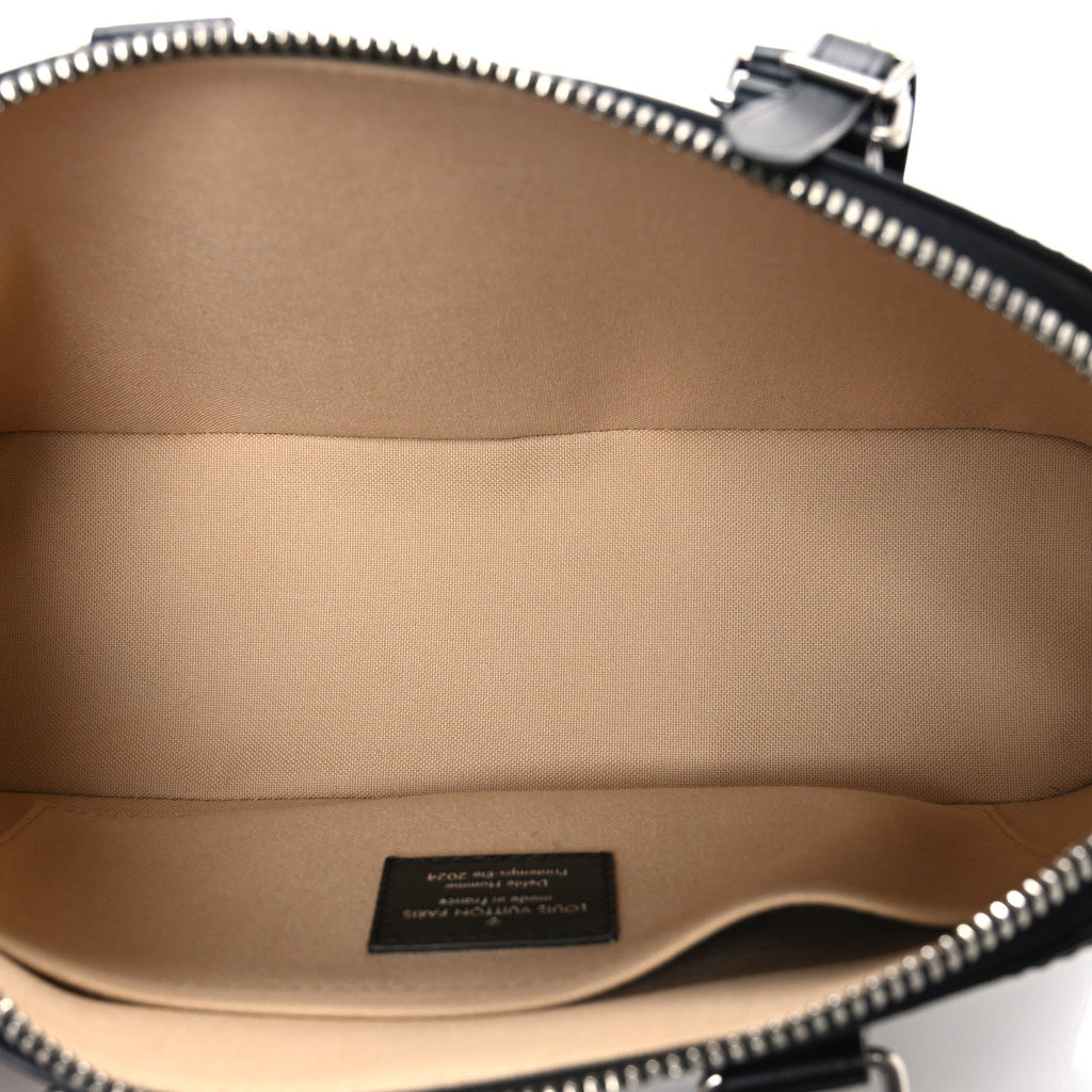 Blason Calfskin Monogram East West Alma Black
