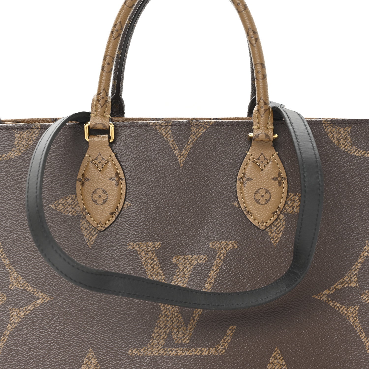 Reverse Monogram Giant Onthego MM
