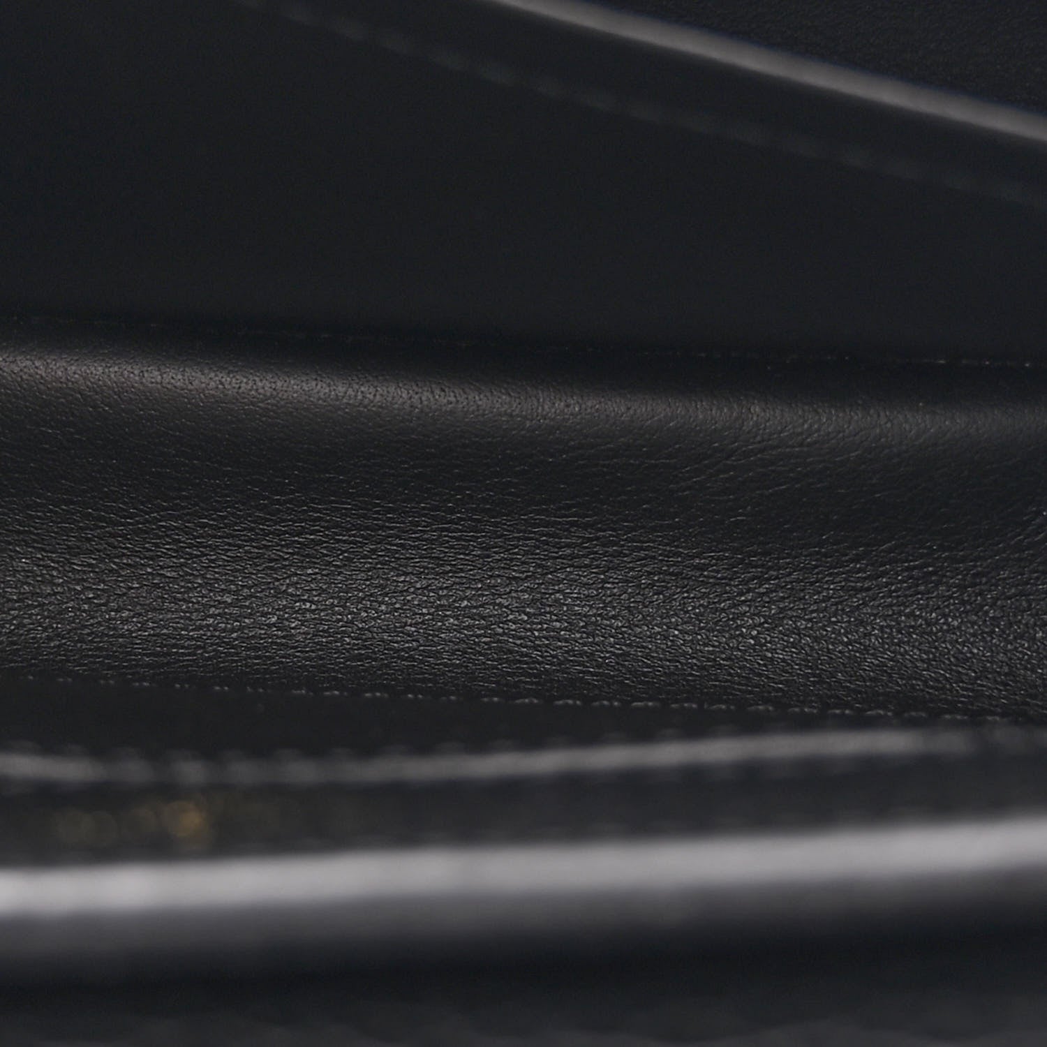 Taurillon Braided Capucines Mini Black