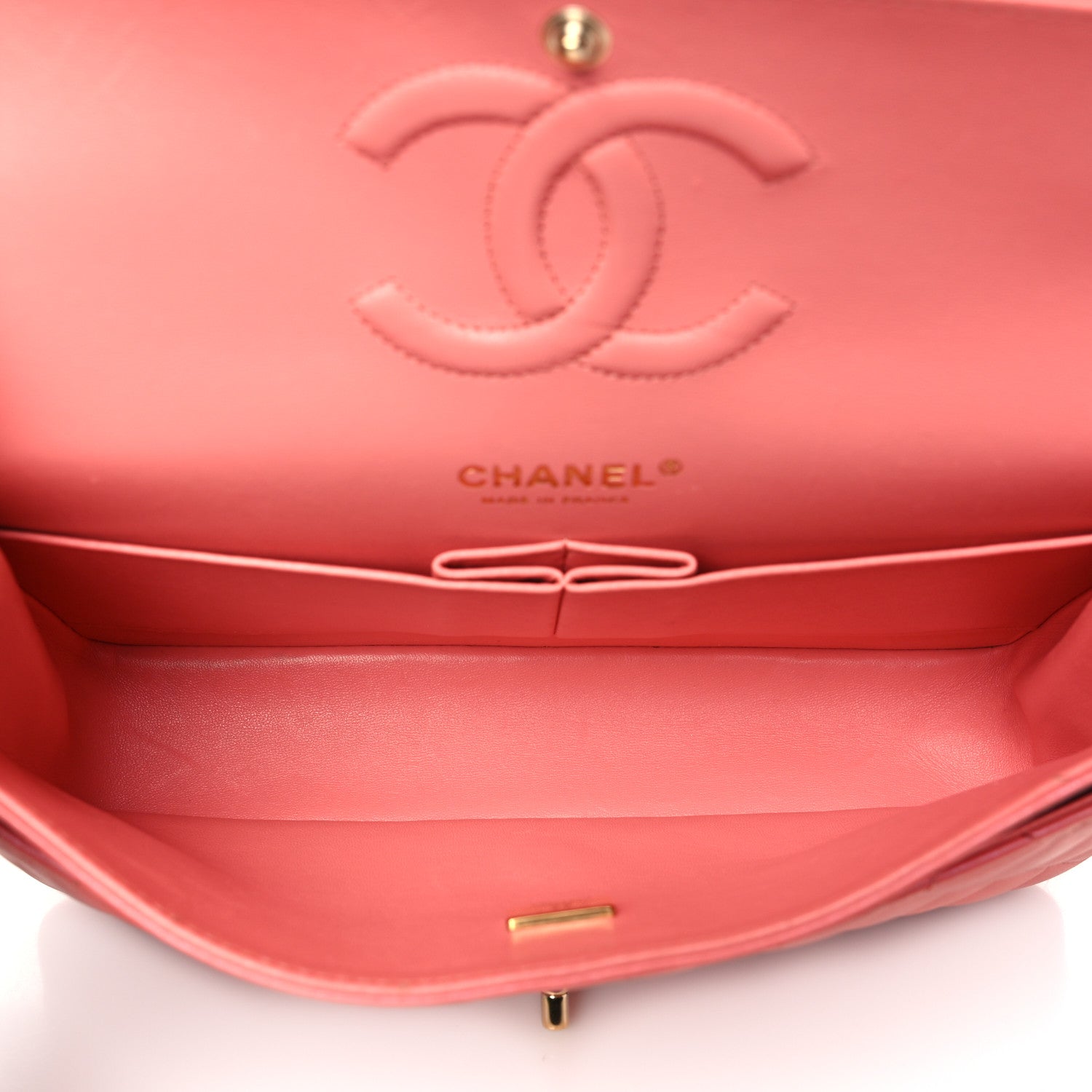 Iridescent Lambskin Quilted Medium Double Flap Pink